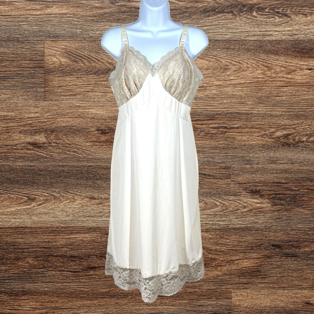 Lorraine Full Slip Dress Vintage Size 36 Ivory Lace Bodice/Trim Adjustable Strap